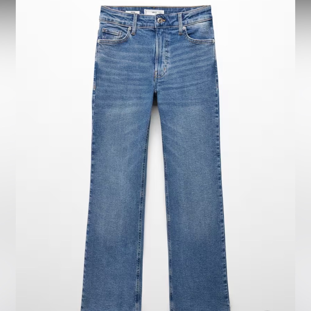 MANGO Sienna Crop Flare Jeans!